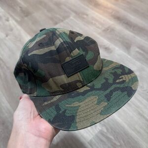Vans Camo SnapBack Flat Bill Hat Unisex Woodland Outdoor